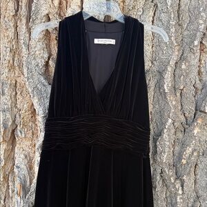 Evan picone dress evening  velvet sleeveless vintage